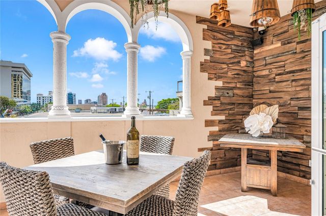 223 Valencia Ave, Coral Gables, FL 33134