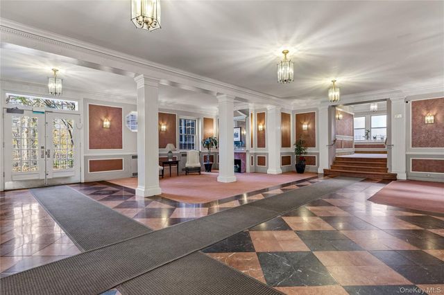 117-01 Park Lane S A1L, Kew Gardens, NY 11415