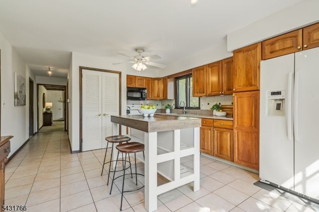 3 Little Brook Rd, Readington Twp., NJ 08889