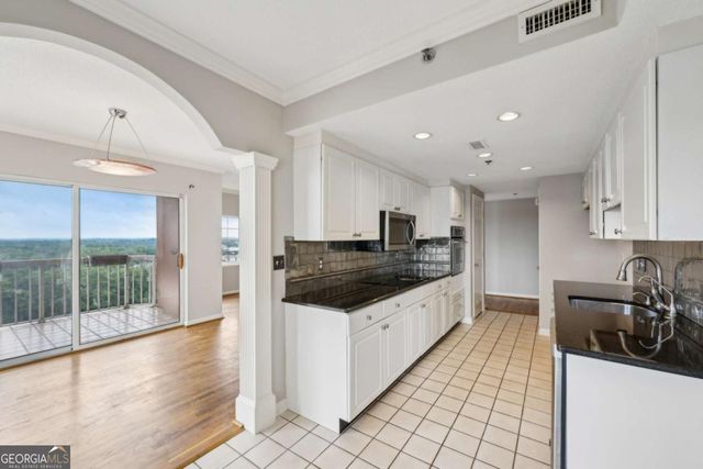 3435 Kingsboro Road NE 1702, Atlanta, GA 30326