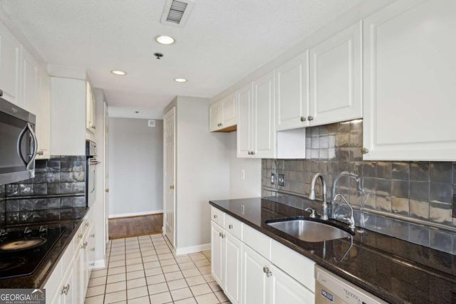 3435 Kingsboro Road NE 1702, Atlanta, GA 30326