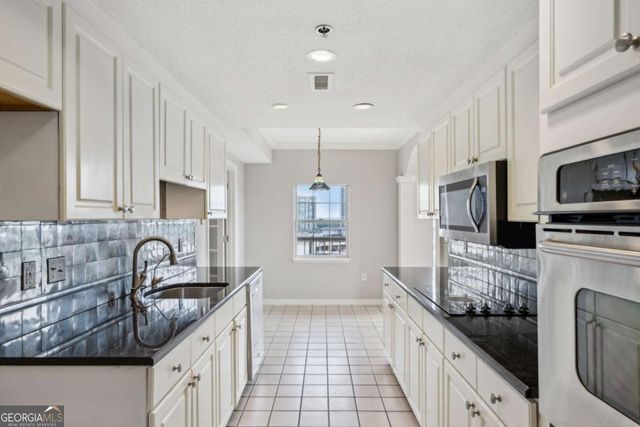 3435 Kingsboro Road NE 1702, Atlanta, GA 30326