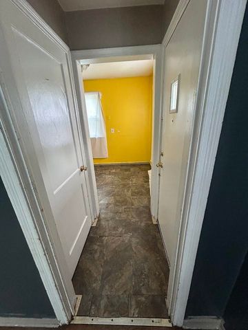 2301 Missouri Avenue, Flint, MI 48506