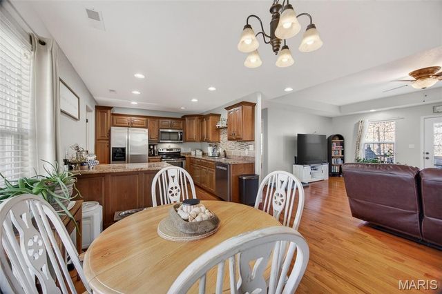 21068 Layla Road, Waynesville, MO 65583