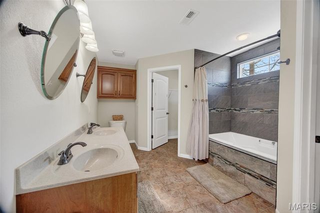 21068 Layla Road, Waynesville, MO 65583