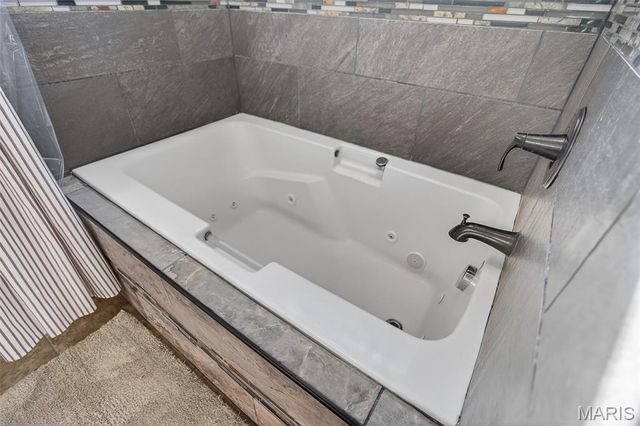 21068 Layla Road, Waynesville, MO 65583