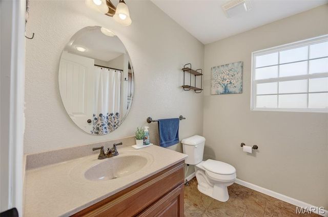 21068 Layla Road, Waynesville, MO 65583