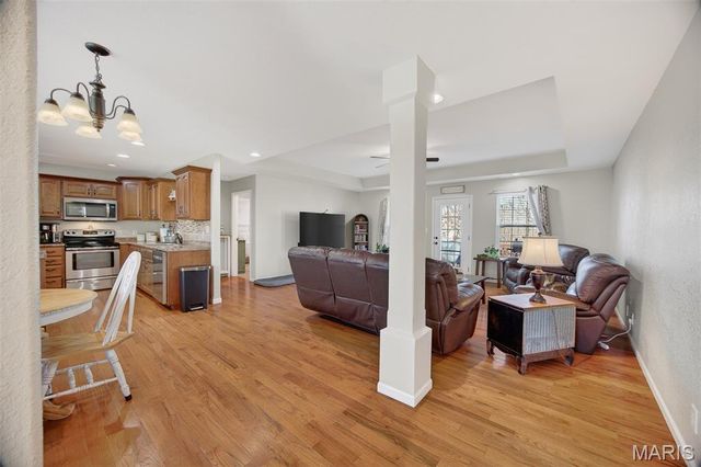 21068 Layla Road, Waynesville, MO 65583