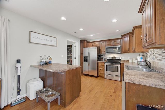 21068 Layla Road, Waynesville, MO 65583