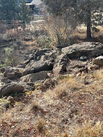 1399 NW Portland Avenue, Bend, OR 97703