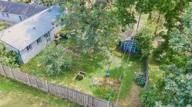670 Goodwin Avenue N, Oakdale, MN 55128
