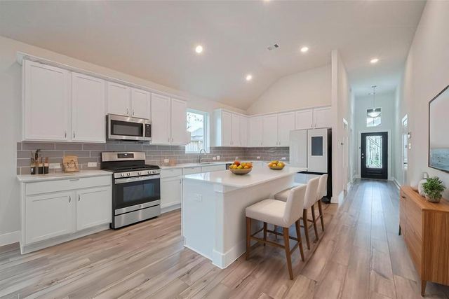 200 Catalina Cove Drive, Katy, TX 77493