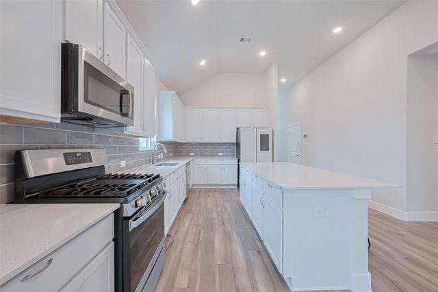 200 Catalina Cove Drive, Katy, TX 77493