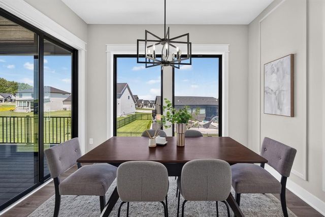 4123 Westgate Parkway, Clive, IA 50325