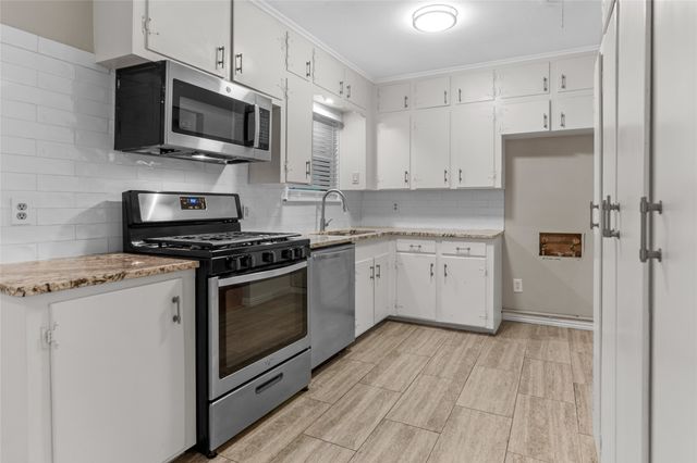 5229 Ira Street N, Haltom City, TX 76117