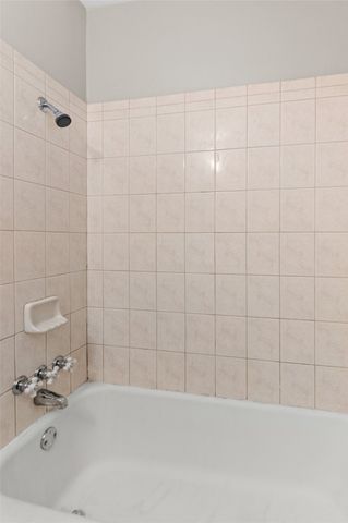 5229 Ira Street N, Haltom City, TX 76117