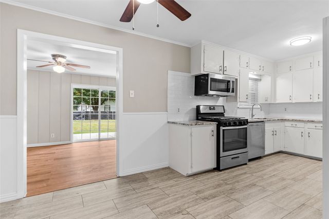 5229 Ira Street N, Haltom City, TX 76117