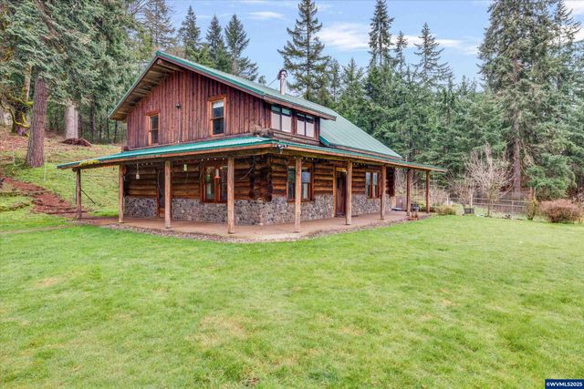 3805 Briar Knob Lp NE, Scotts Mills, OR 97375