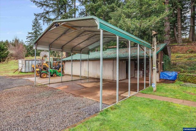 3805 Briar Knob Lp NE, Scotts Mills, OR 97375
