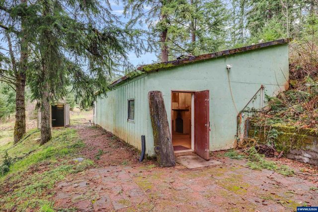 3805 Briar Knob Lp NE, Scotts Mills, OR 97375