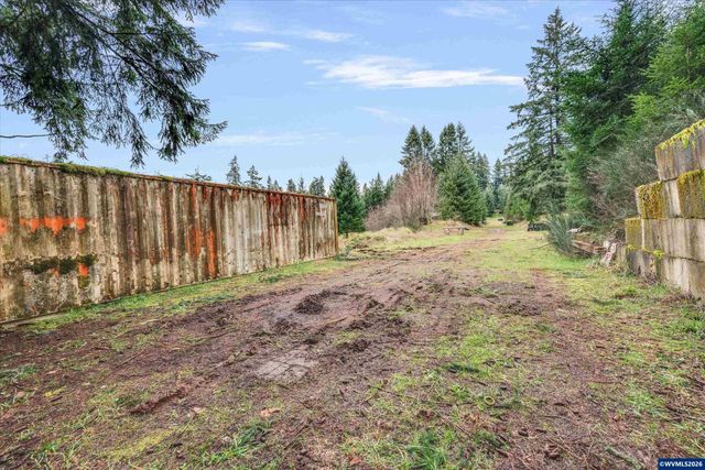 3805 Briar Knob Lp NE, Scotts Mills, OR 97375