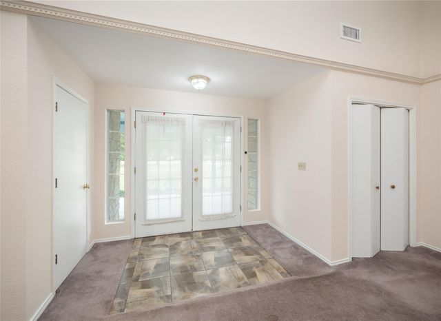 137 Blanket Flower Dr, Bastrop, TX 78602