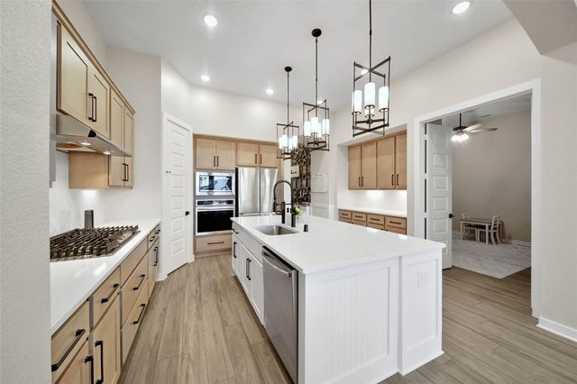 2554 Forbidden Fig Row, Manvel, TX 77578