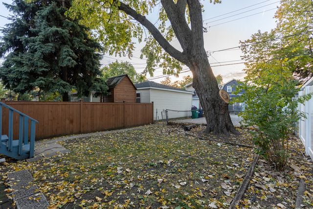 1133 S Ridgeland Avenue, Oak Park, IL 60304