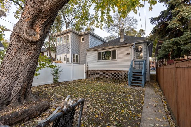 1133 S Ridgeland Avenue, Oak Park, IL 60304