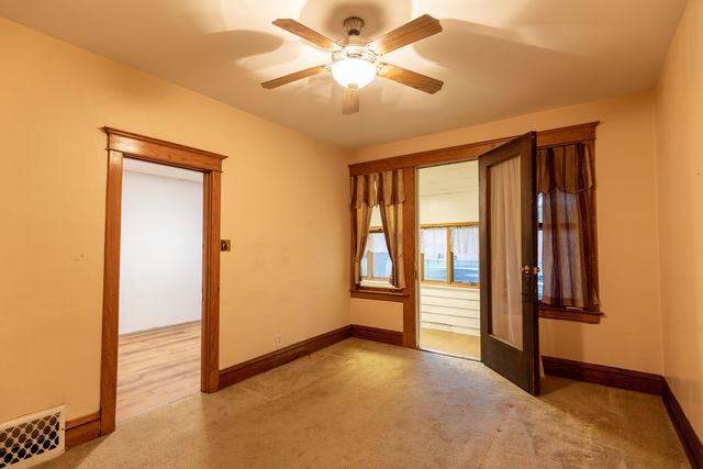 1133 S Ridgeland Avenue, Oak Park, IL 60304