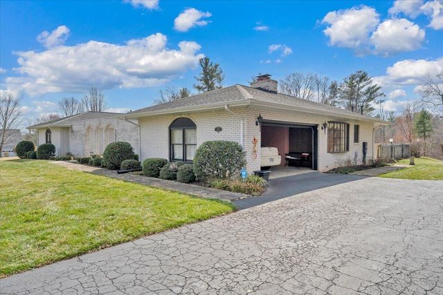 200 Bonbrook Mill RD, Rocky Mount, VA 24151