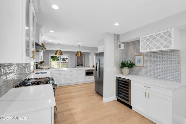 487 Branch Avenue, Little Silver, NJ 07739