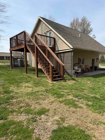 2164 S 1200 E, Oakland City, IN 47660