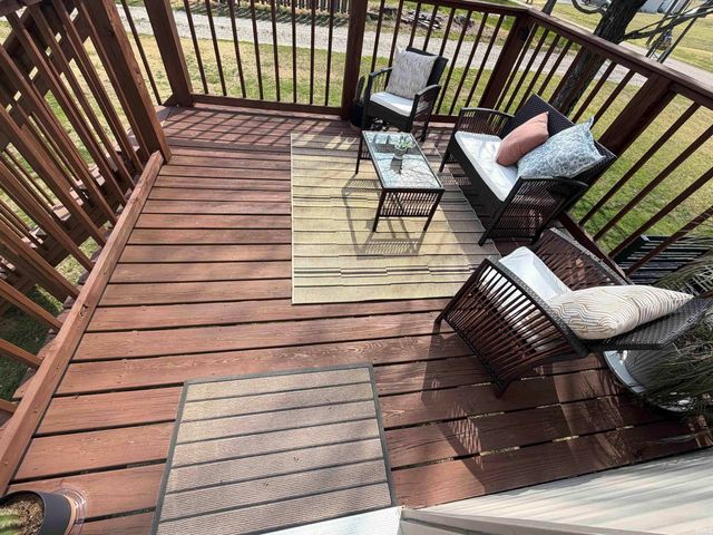 2164 S 1200 E, Oakland City, IN 47660