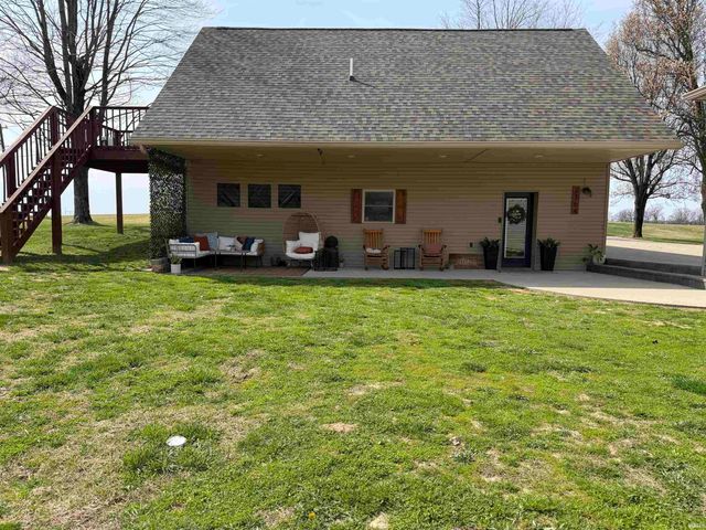 2164 S 1200 E, Oakland City, IN 47660