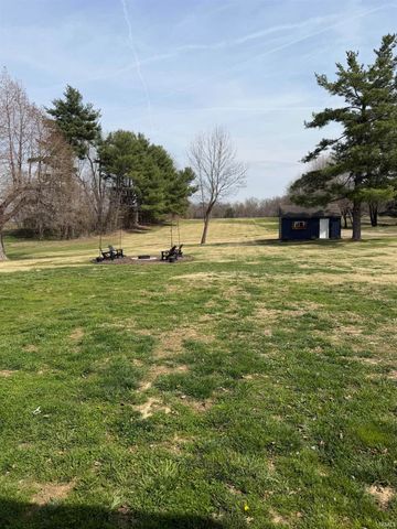 2164 S 1200 E, Oakland City, IN 47660