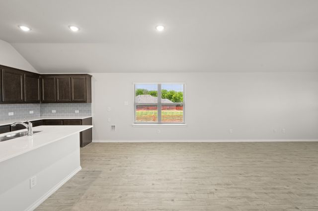 2833 Hay Lane, Midlothian, TX 76065