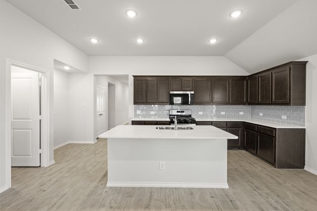 2833 Hay Lane, Midlothian, TX 76065