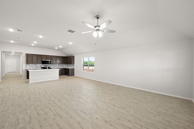 2833 Hay Lane, Midlothian, TX 76065
