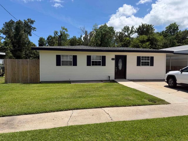 208 Hidalgo Drive, Houma, LA 70360