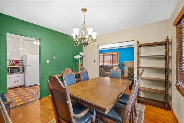 239 Spruce St, Canonsburg, PA 15317