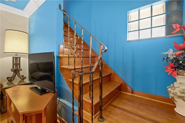 239 Spruce St, Canonsburg, PA 15317