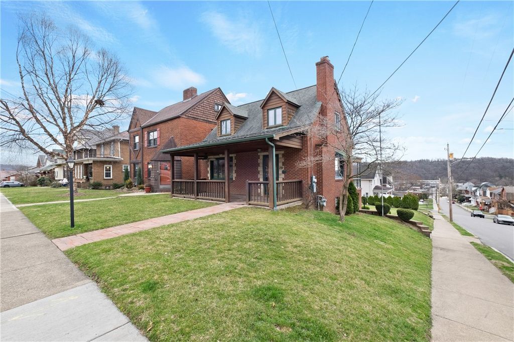 239 Spruce St, Canonsburg, PA 15317