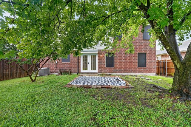 303 Charleston Drive, Wylie, TX 75098