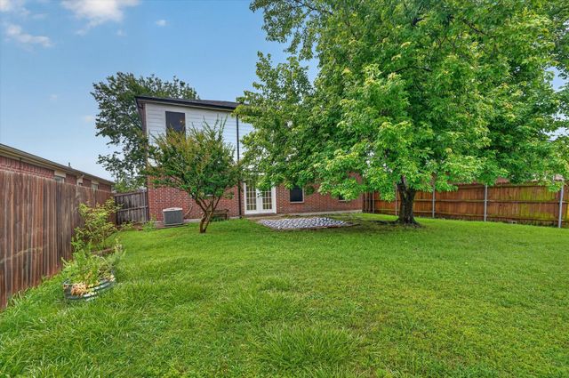 303 Charleston Drive, Wylie, TX 75098