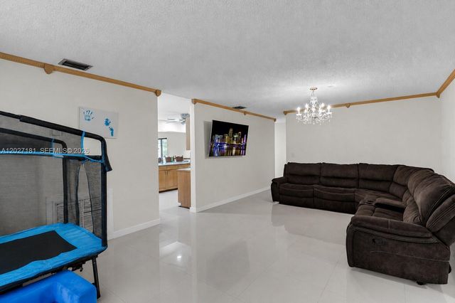 15440 SW 294th Ter, Homestead, FL 33033