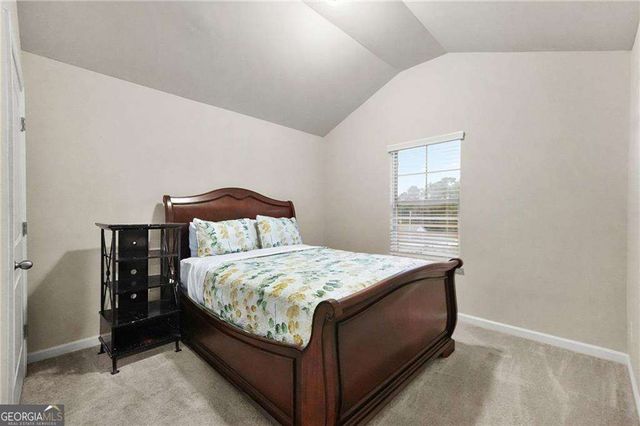 689 S Jeff Davis Drive, Fayetteville, GA 30215