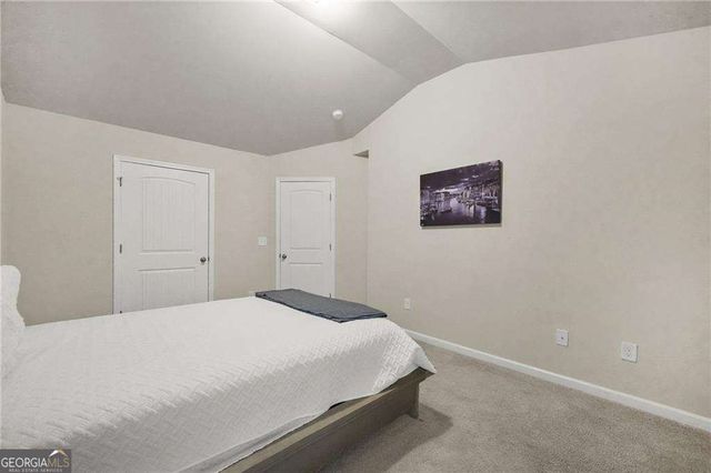 689 S Jeff Davis Drive, Fayetteville, GA 30215