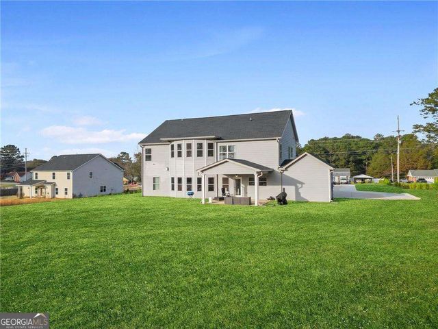 689 S Jeff Davis Drive, Fayetteville, GA 30215