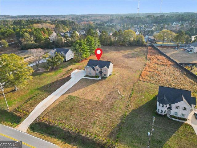 689 S Jeff Davis Drive, Fayetteville, GA 30215